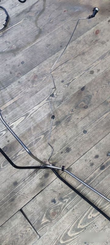 Топливная трубка Ford Kuga — изображение 5