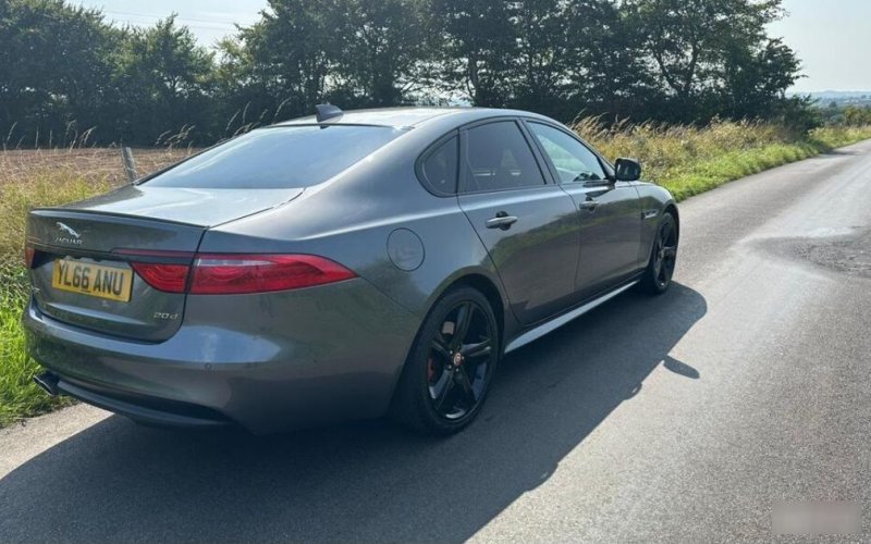 В разборе Jaguar XF X260 — изображение 3
