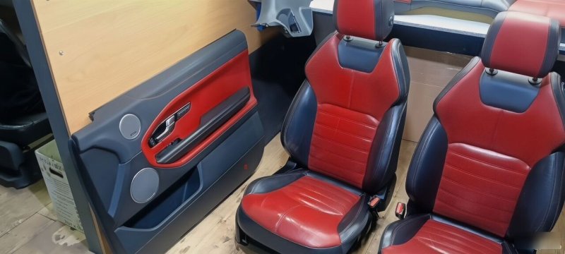 Кожаный салон Land Rover Range Rover Evoque — изображение 3