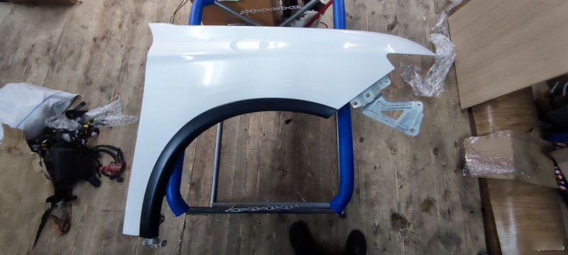 Крыло Mitsubishi Outlander 3