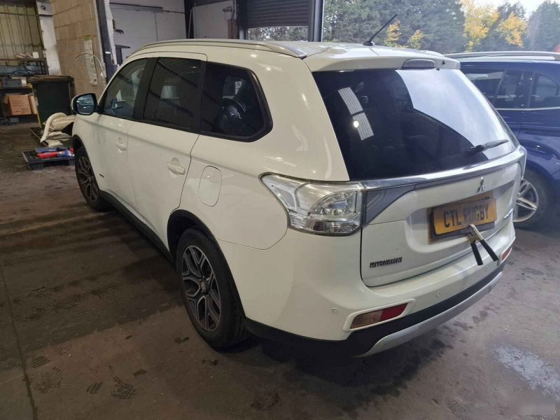 Авто на запчасти Mitsubishi Outlander 3