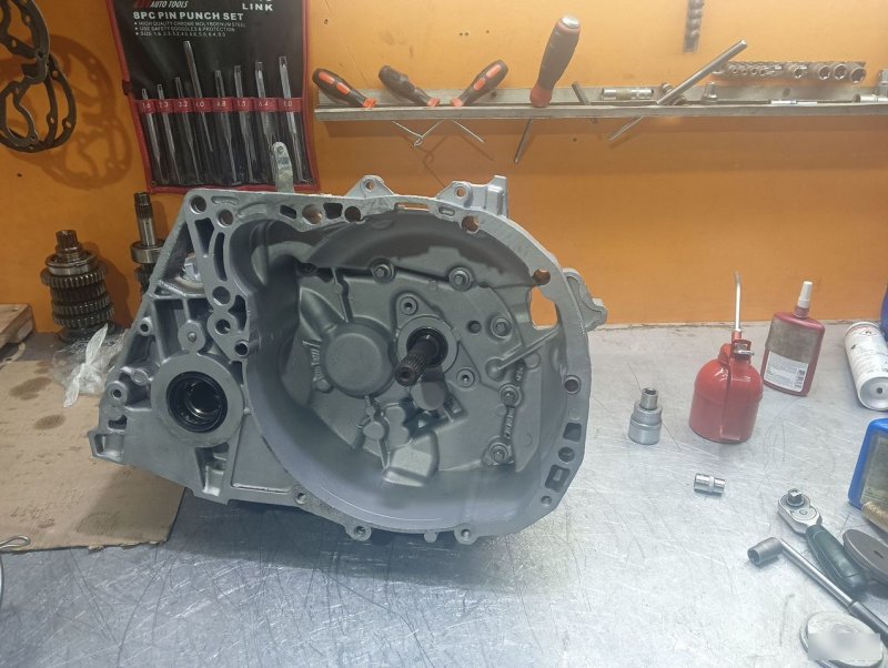 Коробка передач Renault Megane